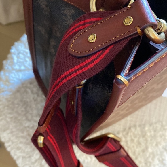 COACH TAN TRUFFLE /RUST LARGE CROSSBODY BAG NWT final price - Picture 13 of 17